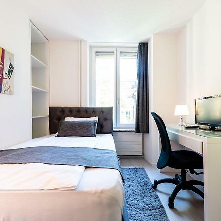 Iq130 Guesthouse ซูริก ภายนอก รูปภาพ